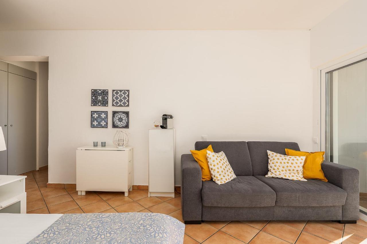 Beachfront Relax Home By Real Life Concierge Alvor Exterior photo
